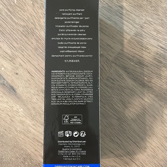 Dr Brandt Skincare Pores no more Pore Purifying Cleanser - Picture 2 of 4